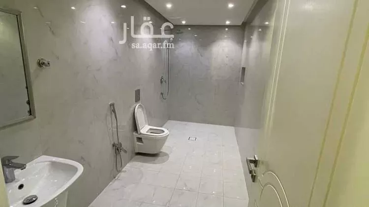 035302954_1773009526836